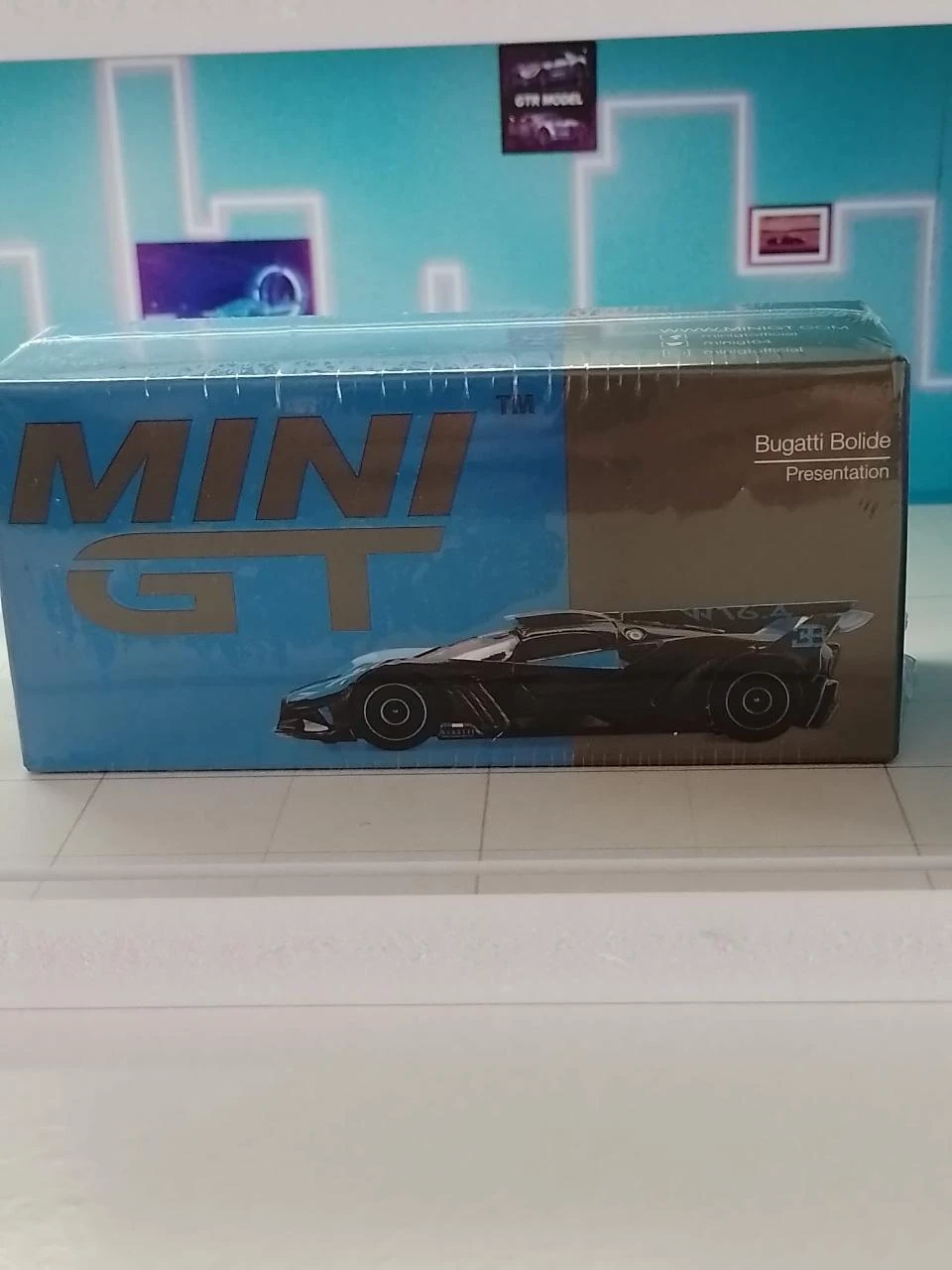 Mini GT 1/64 MGT1063 Bugatti Bolide - Presentation - NOVO/LACRADO